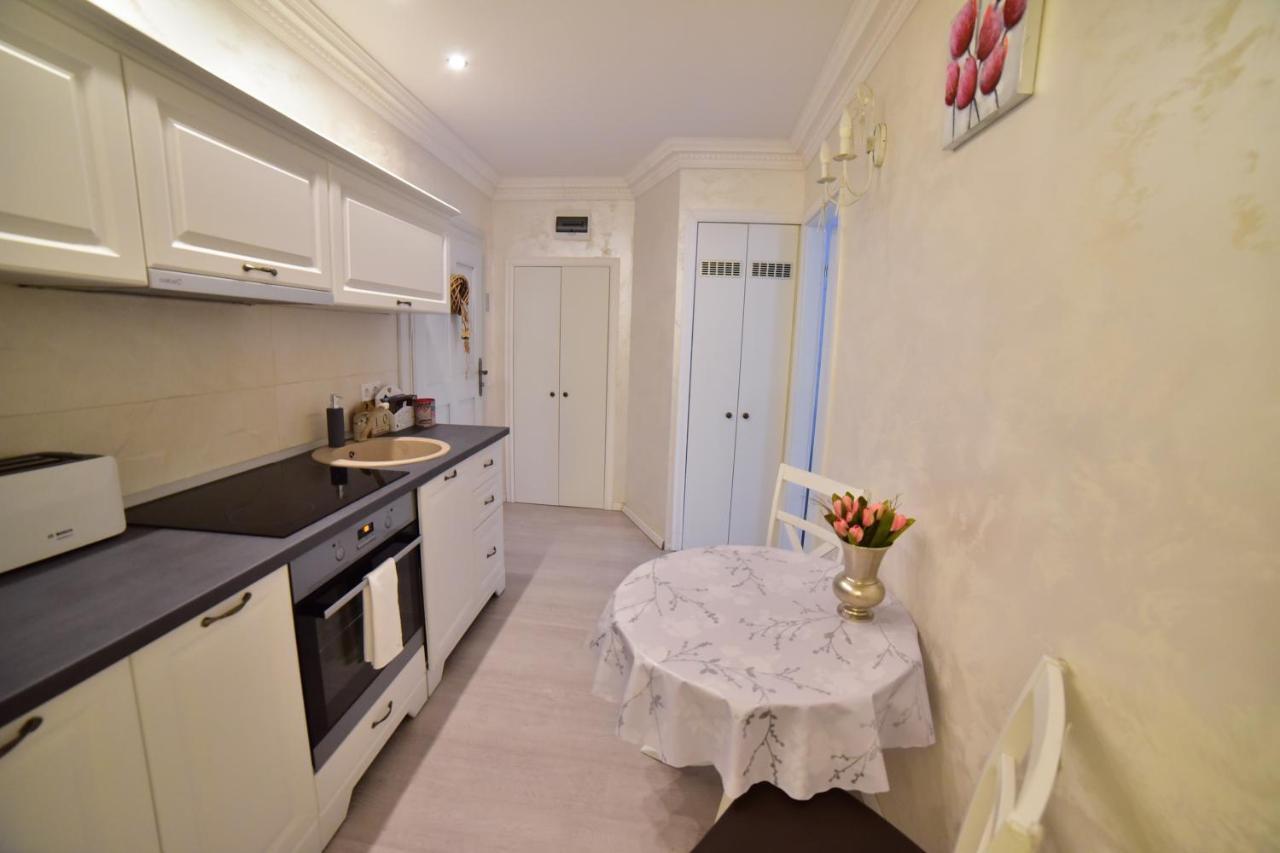 Timotei Apartment Sibiu Bagian luar foto