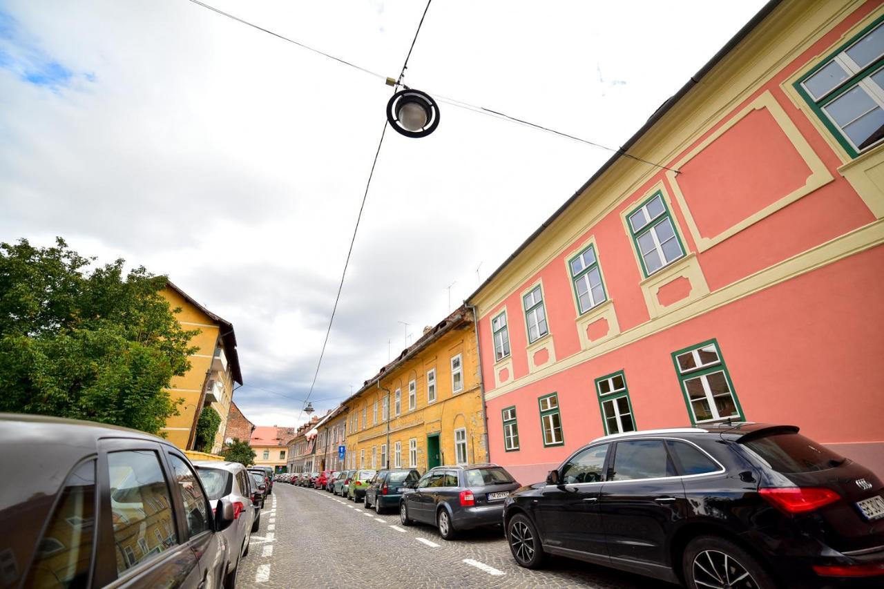 Timotei Apartment Sibiu Bagian luar foto